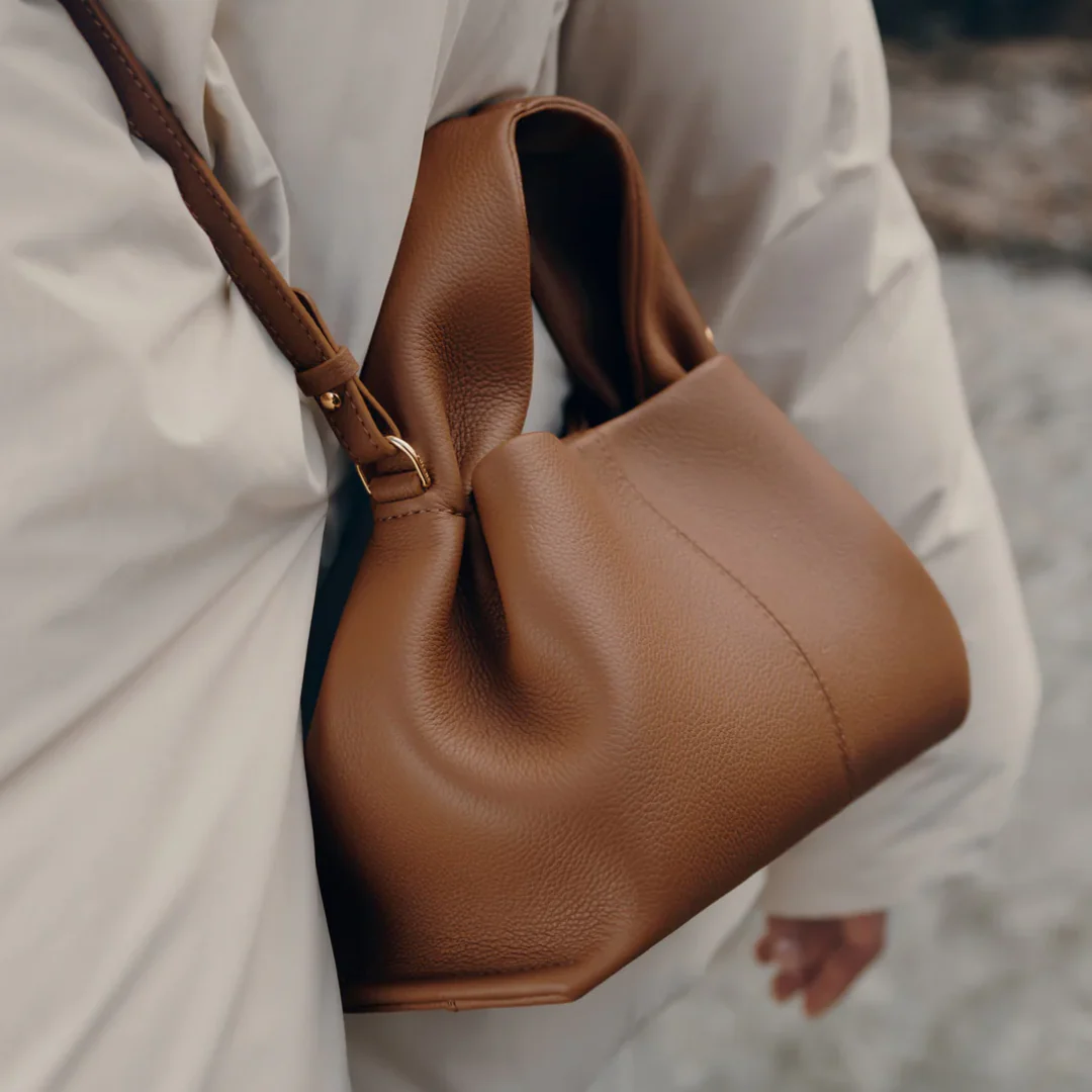 Bolsa de Luxo em Couro Estruturada Victoire - Image 4