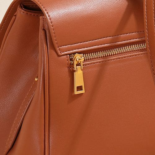 Bolsa de Ombro de Couro Oblíqua Estelle - Image 4