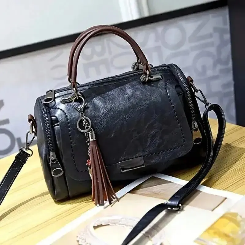 Bolsa Feminina de Couro Genuino - Safira Hernandes - Image 7