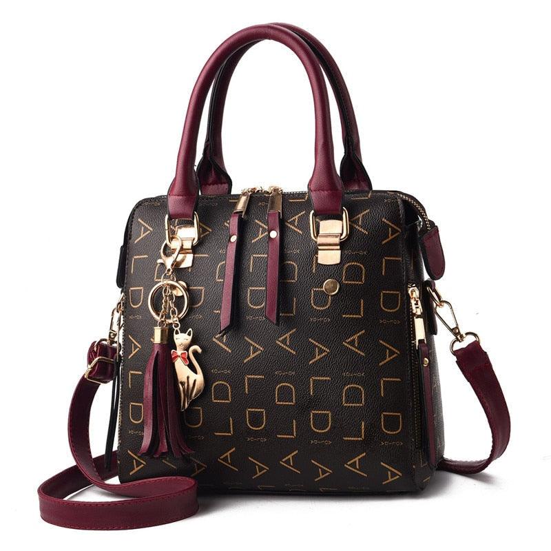 Bolsa Feminina em Couro Genuino - Pure Luxury by Lina + Chaveiro de Brinde - Image 8