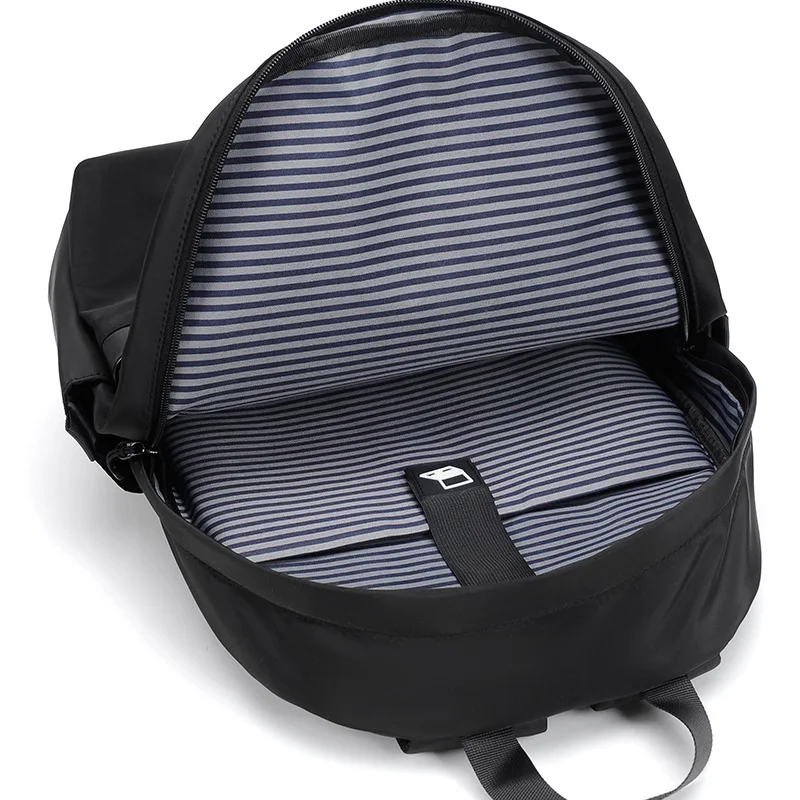 Mochila Executiva Masculina em Nylon - Notebook 15'', Impermeável - Image 5