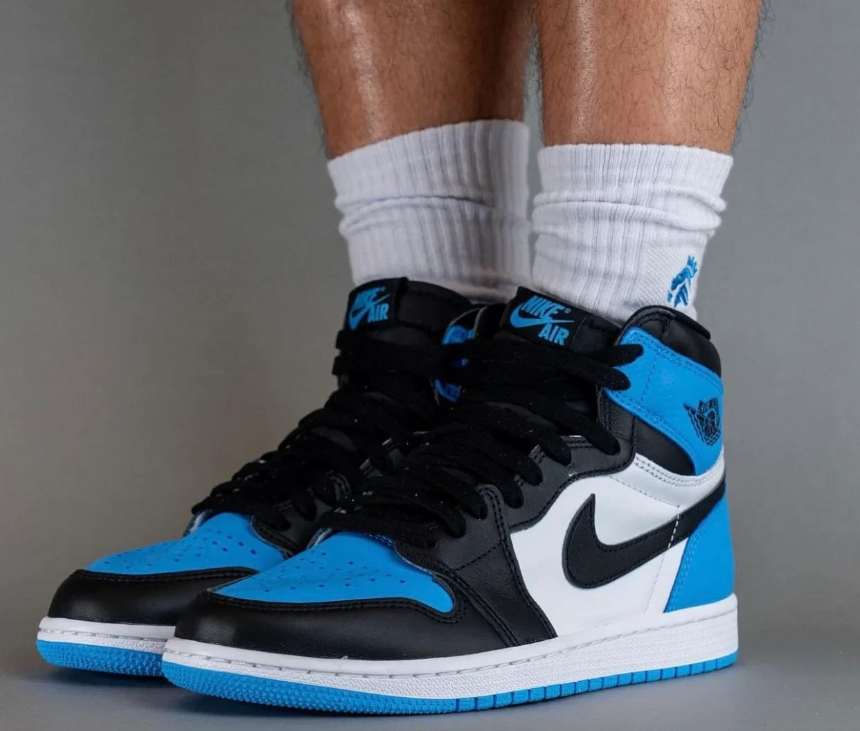 Tênis Air Jordan 1 High "UNC Toe" Azul - DZ5485-400 - Image 6