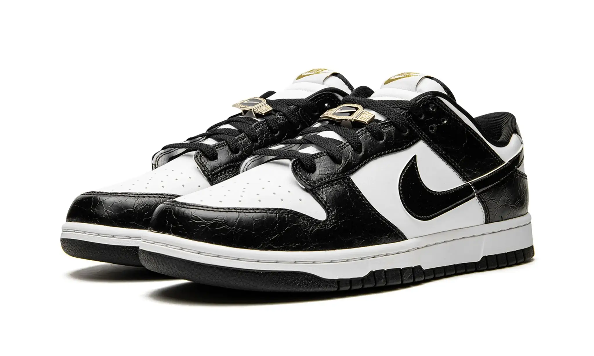 Tênis Nike Dunk Low Black "World Champ" Preto / Branco - DR9511-100 - Image 2