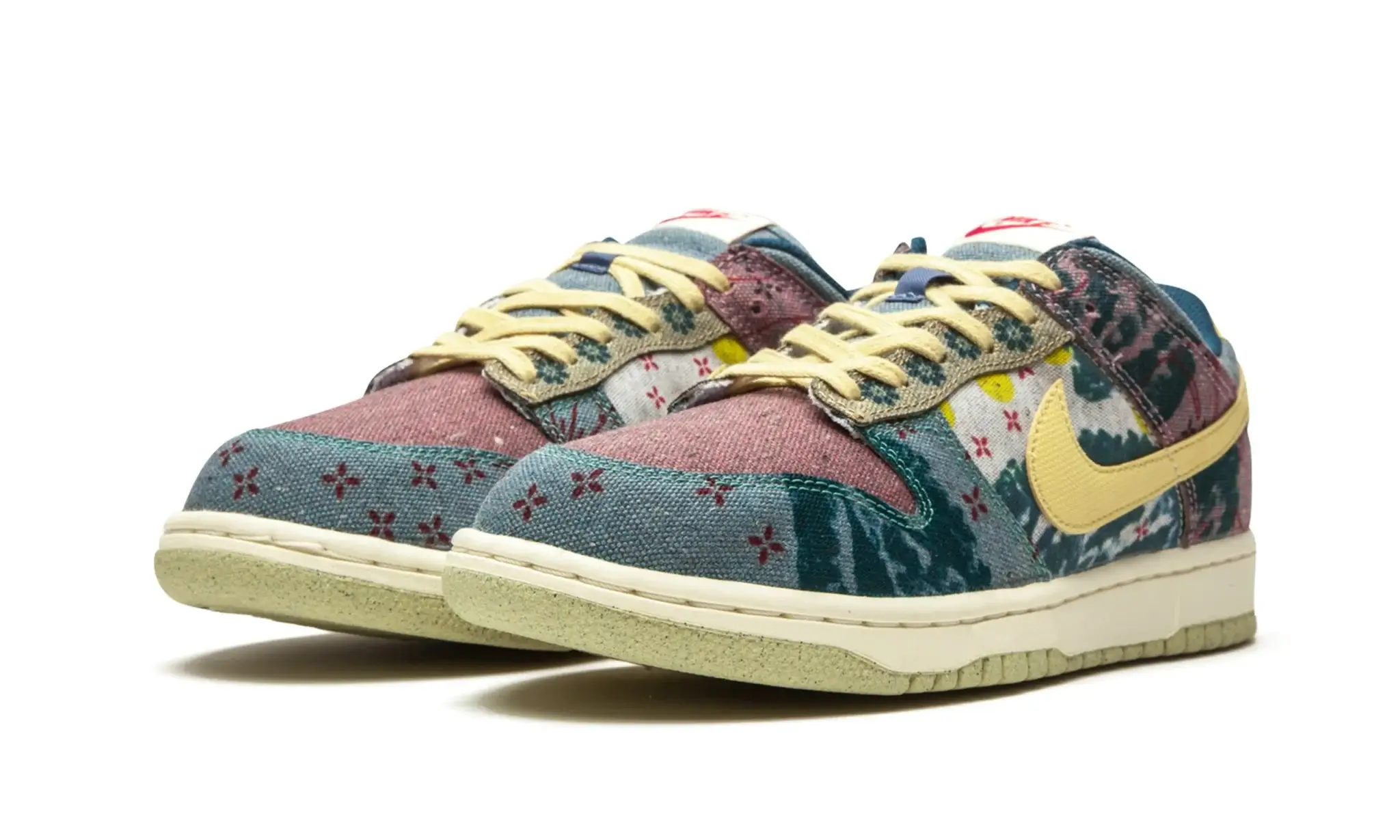 Tênis Nike Dunk Low "Community Garden" Verde / Bordô - CZ9747-900 - Image 2