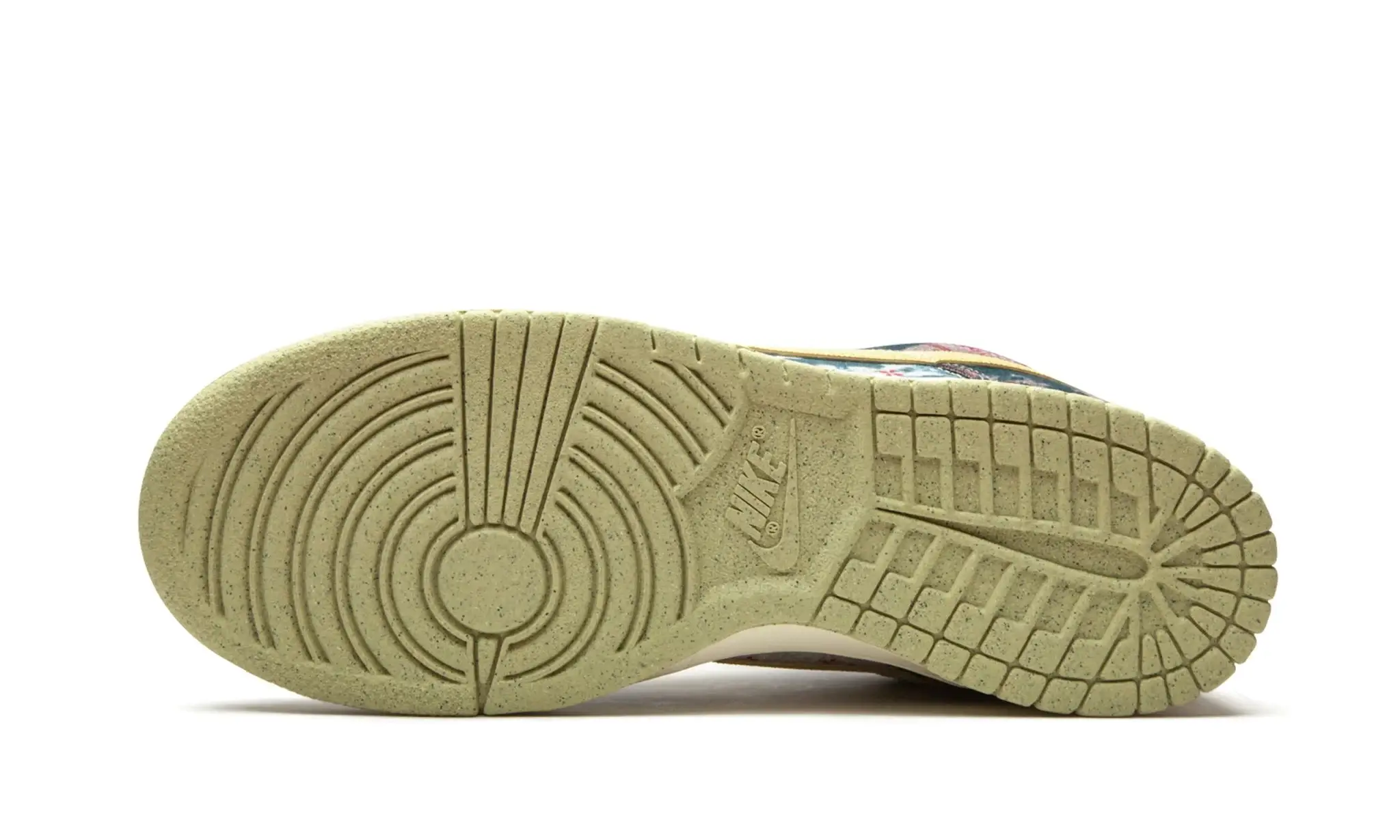 Tênis Nike Dunk Low "Community Garden" Verde / Bordô - CZ9747-900 - Image 5